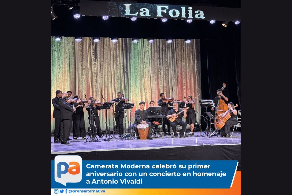 En el marco de su primer aniversario, la Camerata Moderna realizó un tributo al violinista y compositor italiano Antonio Vivaldi desde las instalaciones del Teatro Luis Mariano Rivera.